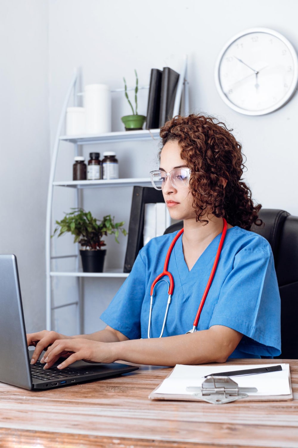 female-doctor-work-using-laptop-medicine-healthcare-people-concept-min